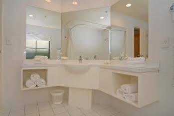 Cumberland Court 4* Hastings
